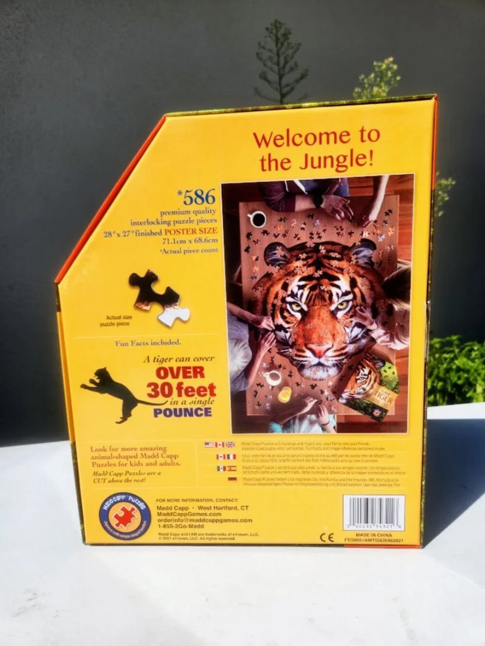 I am Tiger 550 Piece Head Shaped Jigsaw Puzzle Madd Capp Finished size: 28